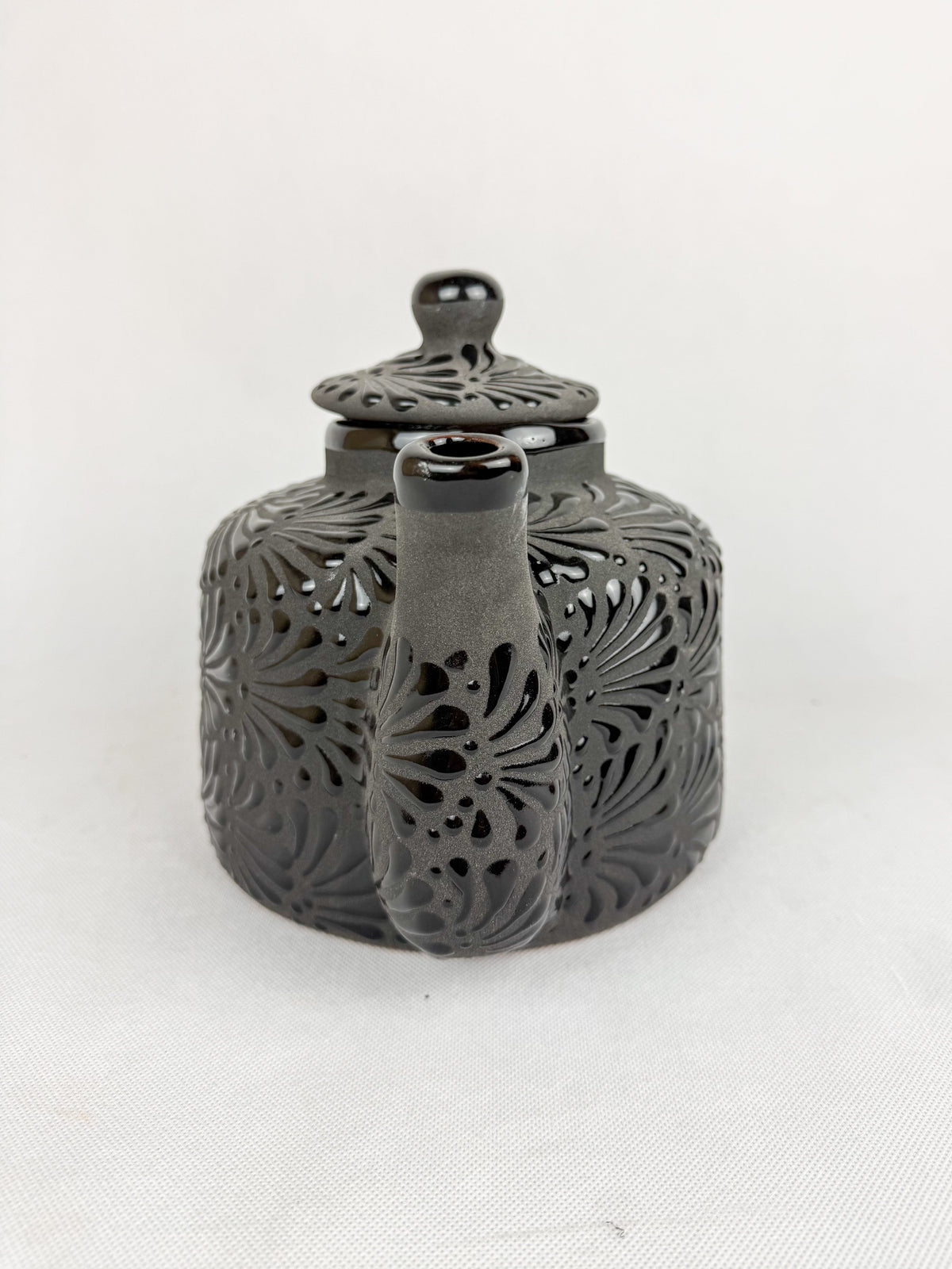 Mexican Talavera Style Tea Pot Coffee Pot Black- Tetera Barro Engobe