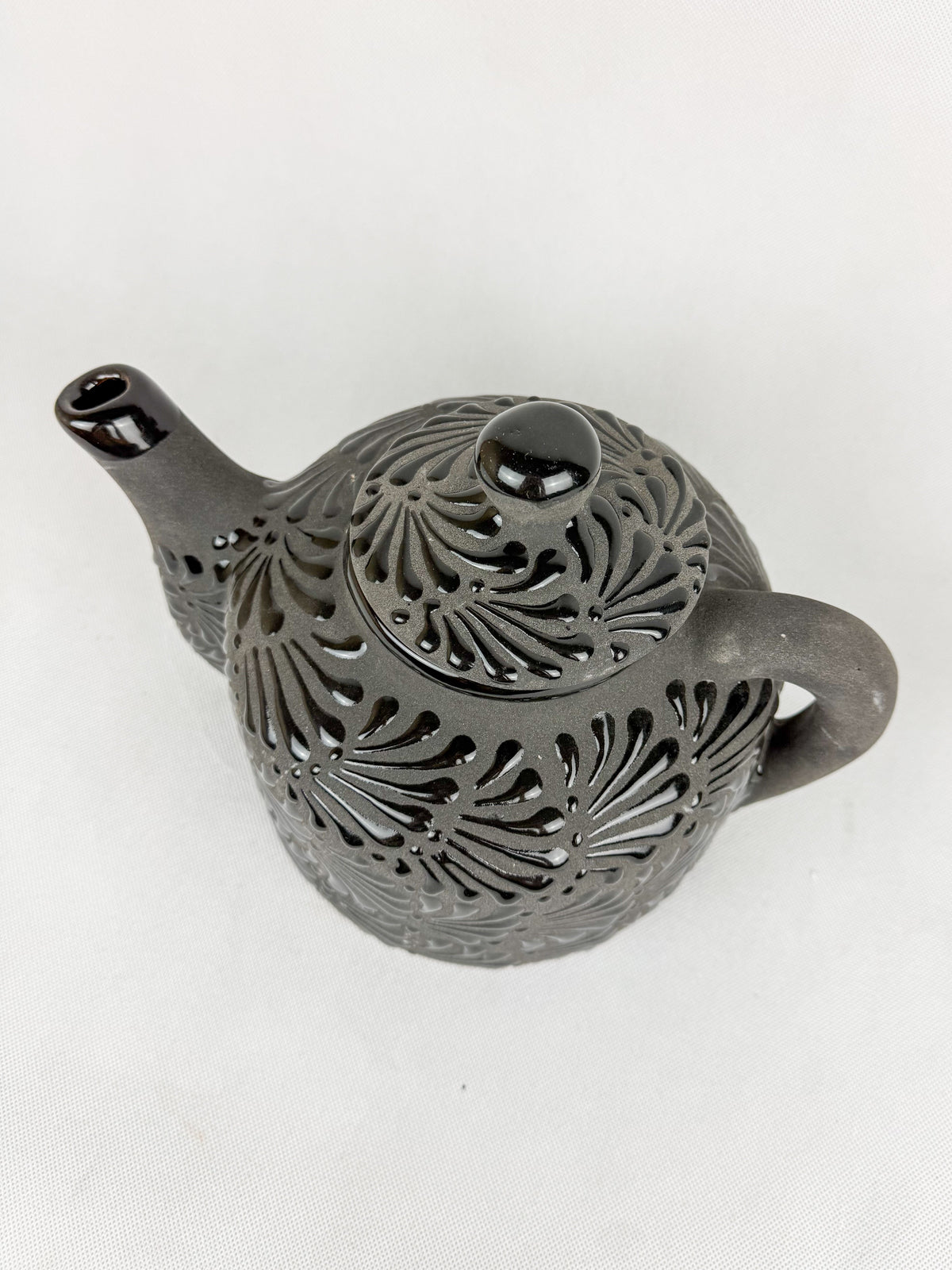 Mexican Talavera Style Tea Pot Coffee Pot Black- Tetera Barro Engobe
