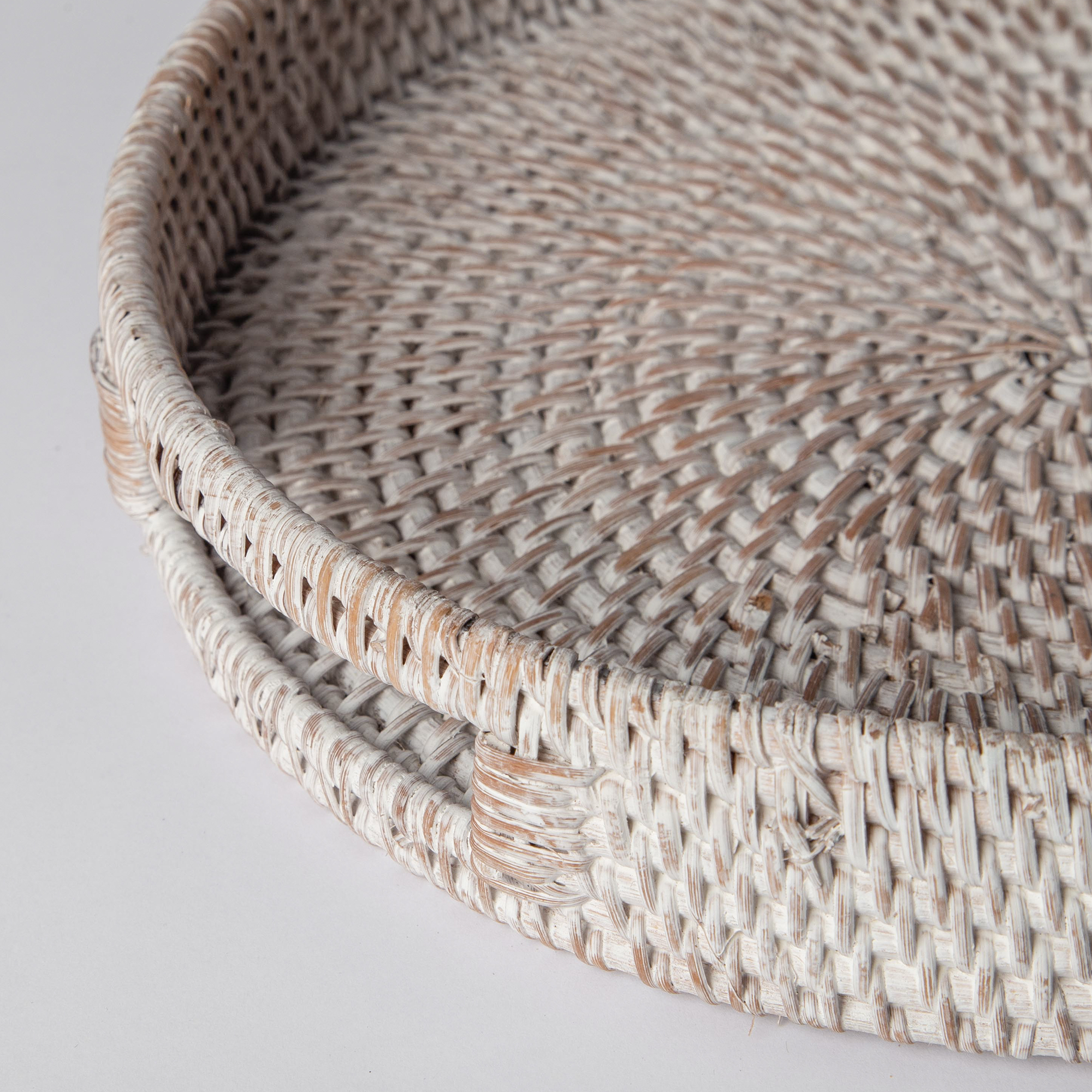 White Round Rattan Tray — Boho Woven Tray for Coffee Table, Cottage Home Decor & Farmhouse Styling