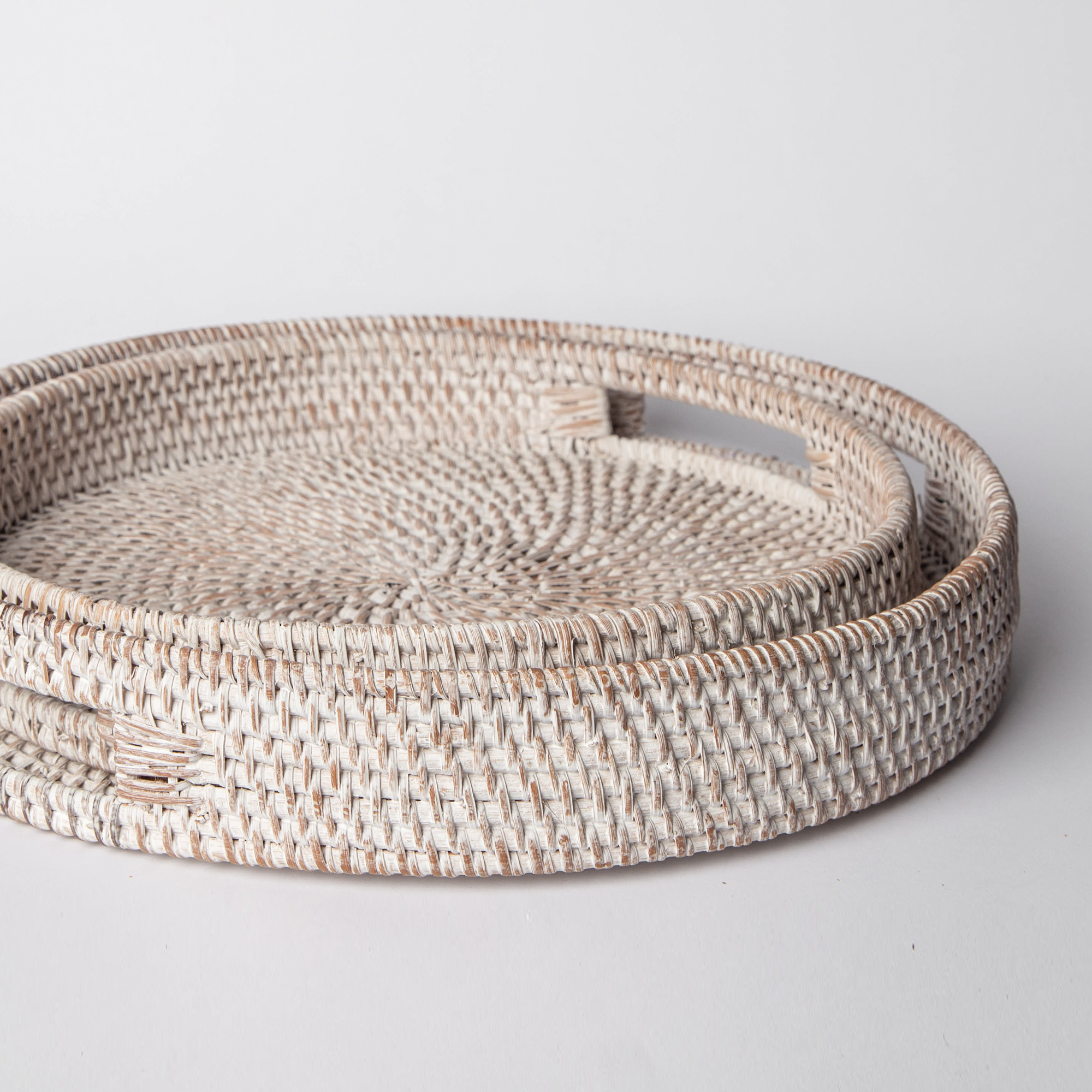 White Round Rattan Tray — Boho Woven Tray for Coffee Table, Cottage Home Decor & Farmhouse Styling