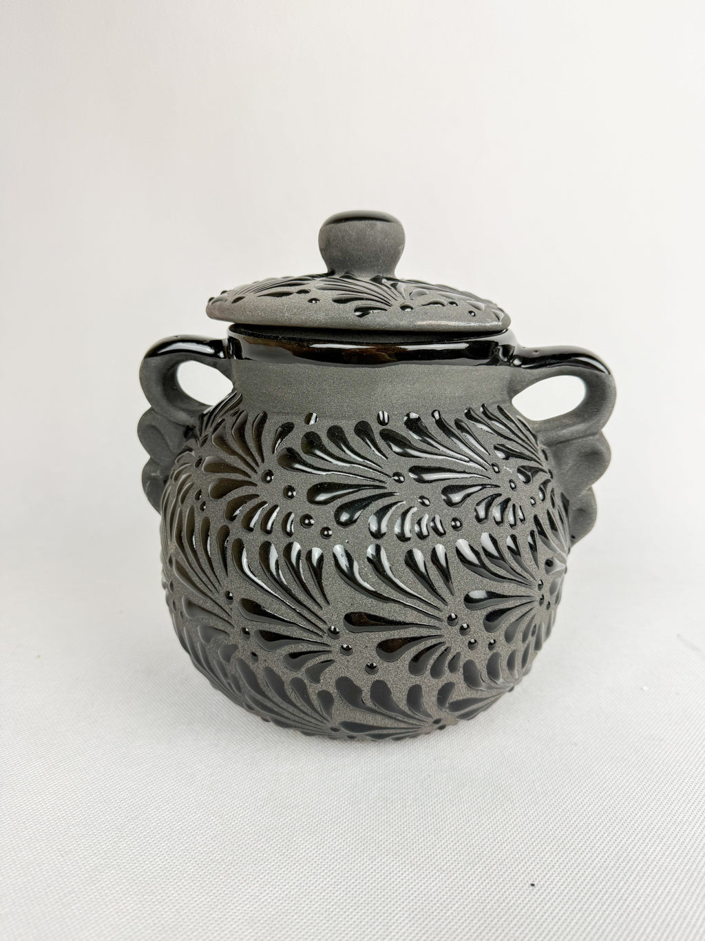 Black Talavera Style Clay Pot Not for Cooking - Olla Bombonera Engobe