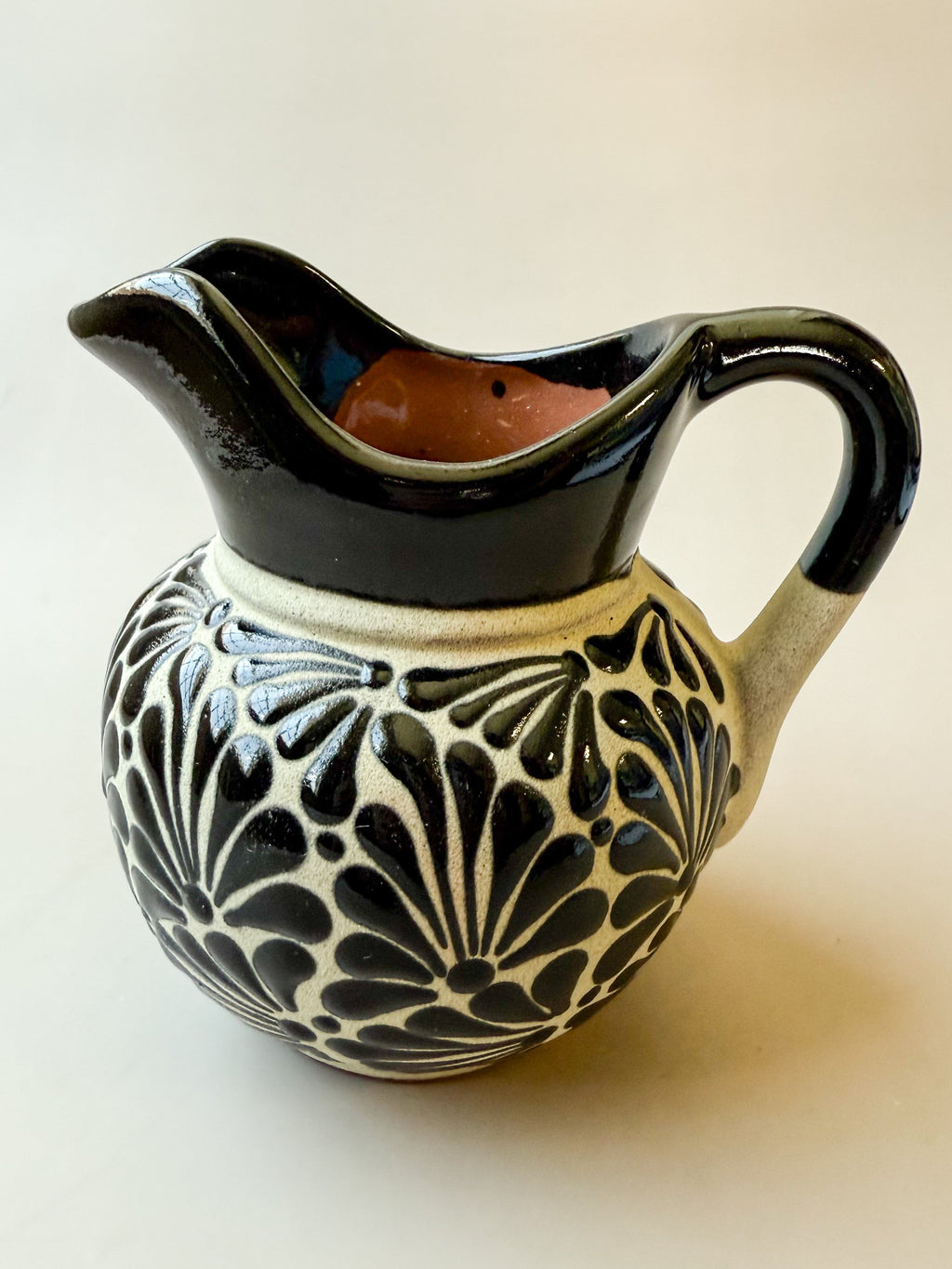 Talavera Style Clay Pitcher - Engobe Jarra Barro