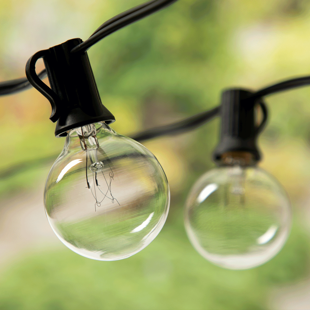 Incandescent Globe String Lights — Warm White Outdoor Patio Lights for Cottage Garden & Backyard Ambiance