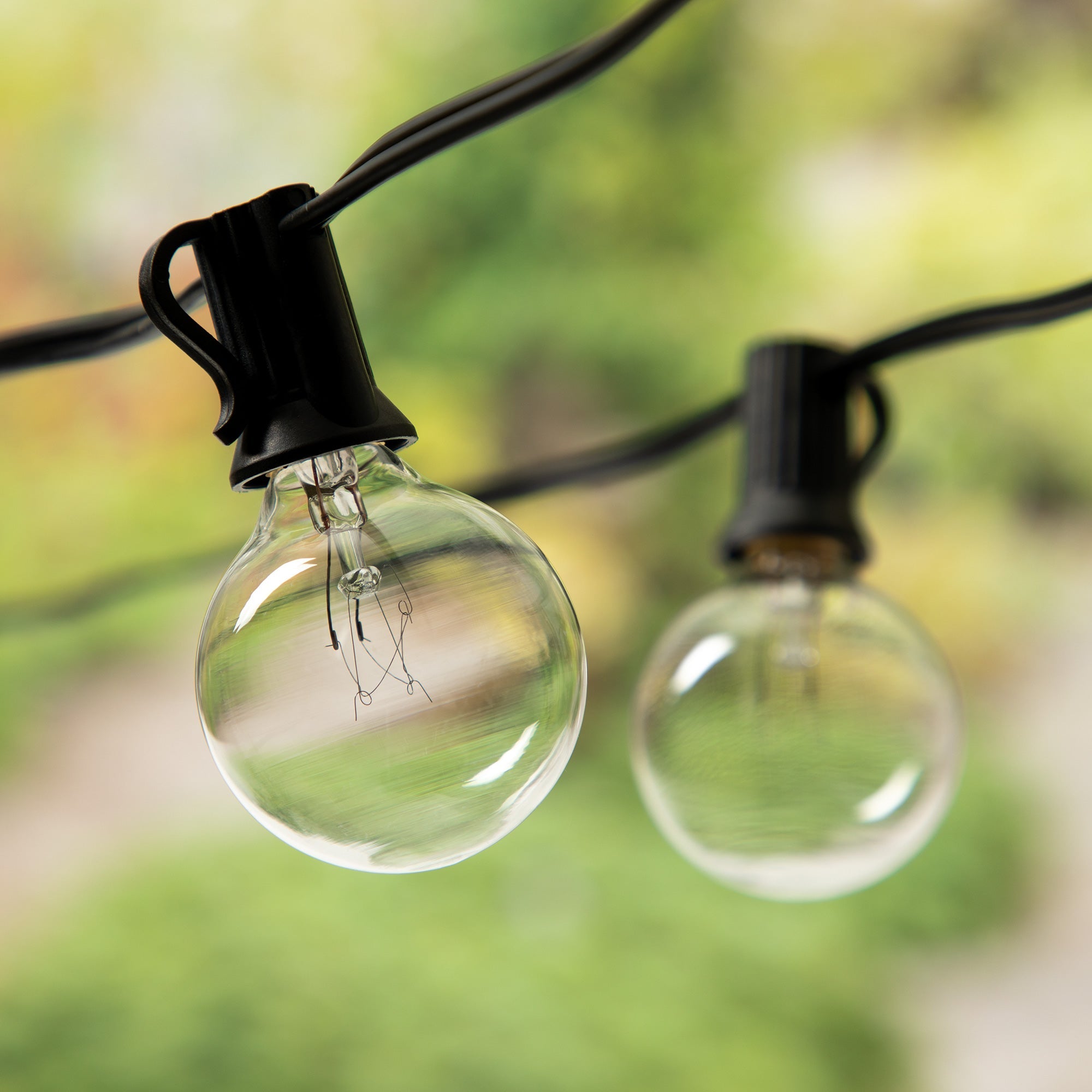 Incandescent Globe String Lights — Warm White Outdoor Patio Lights for Cottage Garden & Backyard Ambiance