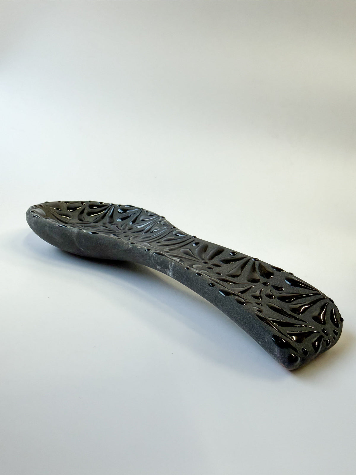 Mexican Black Talavera Style Spoon Rest Engobe - Porta Cuchara Engobe